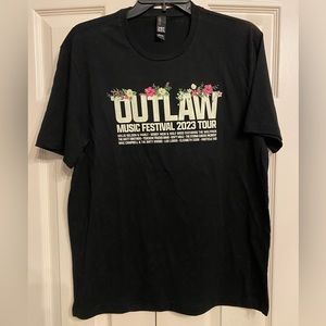 2023 Willie Nelson Outlaw Music Festival Leg 2 unisex t-shirt SzM NWOT Honey Bee